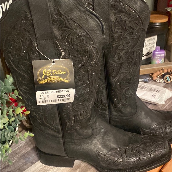 BNWT-JB Dillon Reserve Black Leather Western Boots.Can Actually Be For Both